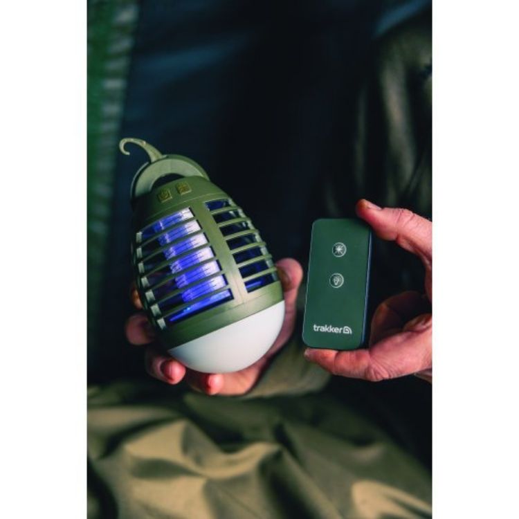 Снимка на Лампа против комари с дистанционно Trakker Remote Bug Blaster