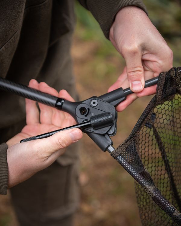 Снимка на Кеп Fox Lever Lok Landing Nets 42"
